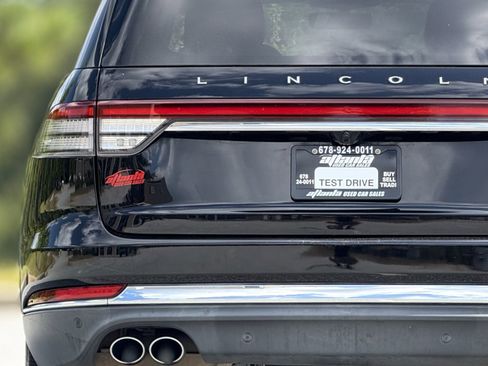 Used 2020 Lincoln Aviator Reserve w/ Elements Package Plus image 15
