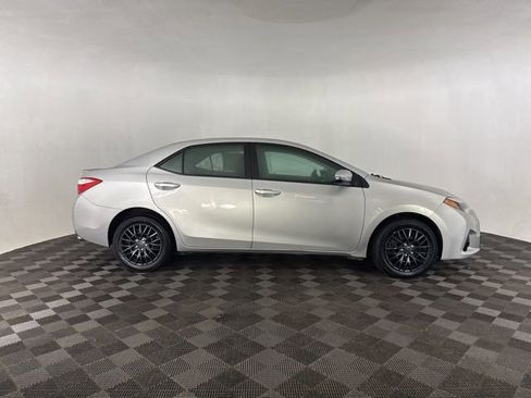 Used 2016 Toyota Corolla S image 8