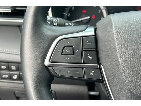 Used 2021 Toyota Highlander Limited AWD/4WD image 30