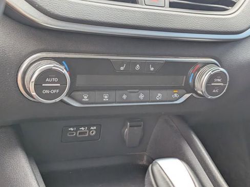 Used 2019 Nissan Altima 2.5 SV image 17