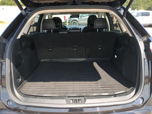 Certified 2019 Ford Edge Titanium FWD image 11