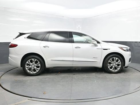 Used 2020 Buick Enclave Avenir w/ Avenir Technology Package image 8