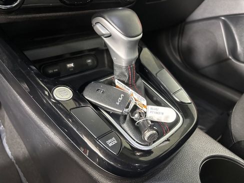 Used 2023 Kia Soul GT-Line image 19