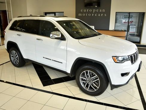 Used 2022 Jeep Grand Cherokee Limited AWD/4WD image 7