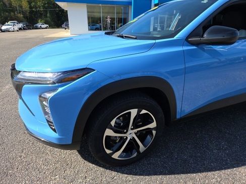 Used 2024 Chevrolet Trax RS w/ Sunroof Package image 78