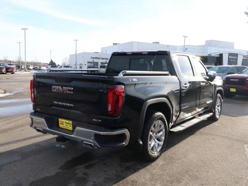 Certified 2022 GMC Sierra 1500 SLT w/ SLT Premium Plus Package image 7