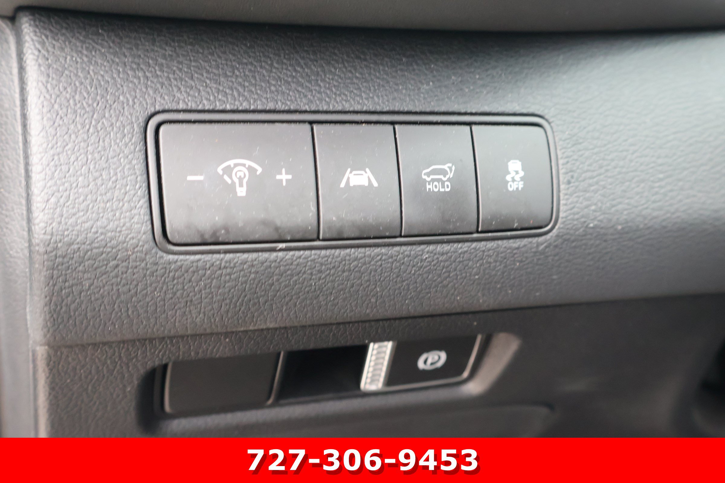 Used 2023 Hyundai Santa Fe SEL FWD image 20
