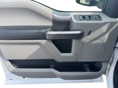 Used 2020 Ford F150 XLT w/ Equipment Group 302A Luxury AWD/4WD image 11
