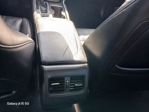 Used 2018 Honda Accord Touring image 27