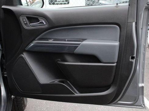 Used 2019 Chevrolet Colorado Z71 image 18