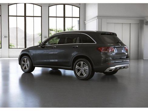 Certified 2022 Mercedes-Benz GLC 300 image 30
