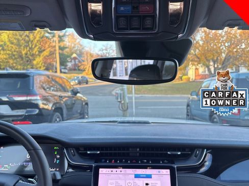 Used 2023 Jeep Grand Cherokee 4WD 4xe image 30