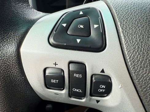 Used 2012 Ford Explorer XLT image 22