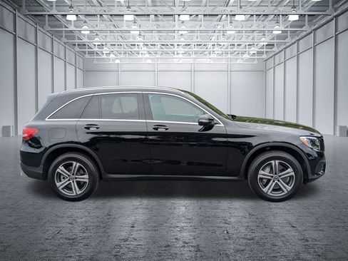 Used 2019 Mercedes-Benz GLC 300 4MATIC image 6