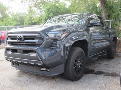 Used 2024 Toyota Tacoma SR5 AWD/4WD image 2