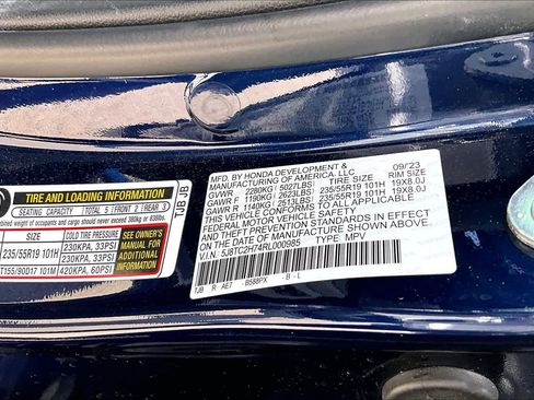 Certified 2024 Acura RDX SH-AWD w/ Advance Package image 35
