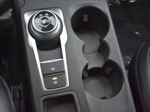 Used 2024 Ford Escape Platinum image 31