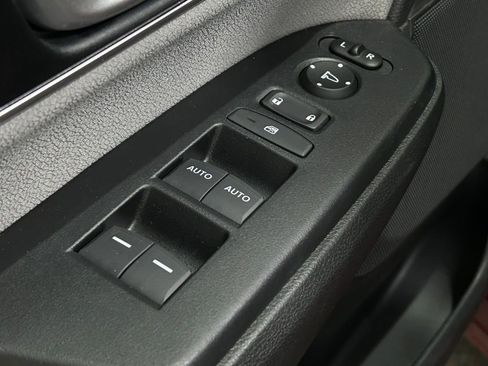 Used 2021 Honda CR-V EX image 16