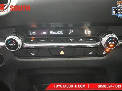Used 2025 MAZDA CX-30 AWD 2.5 S w/ Preferred Package image 16