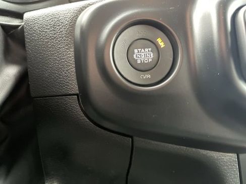 Used 2022 Jeep Wrangler Unlimited Sport AWD/4WD image 17