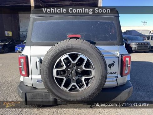 Used 2023 Ford Bronco Outer Banks image 6