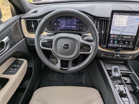 New 2026 Volvo XC60 B5 Plus w/ Climate Package image 15