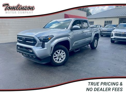 Used 2026 Toyota Tacoma SR5 RWD image 1