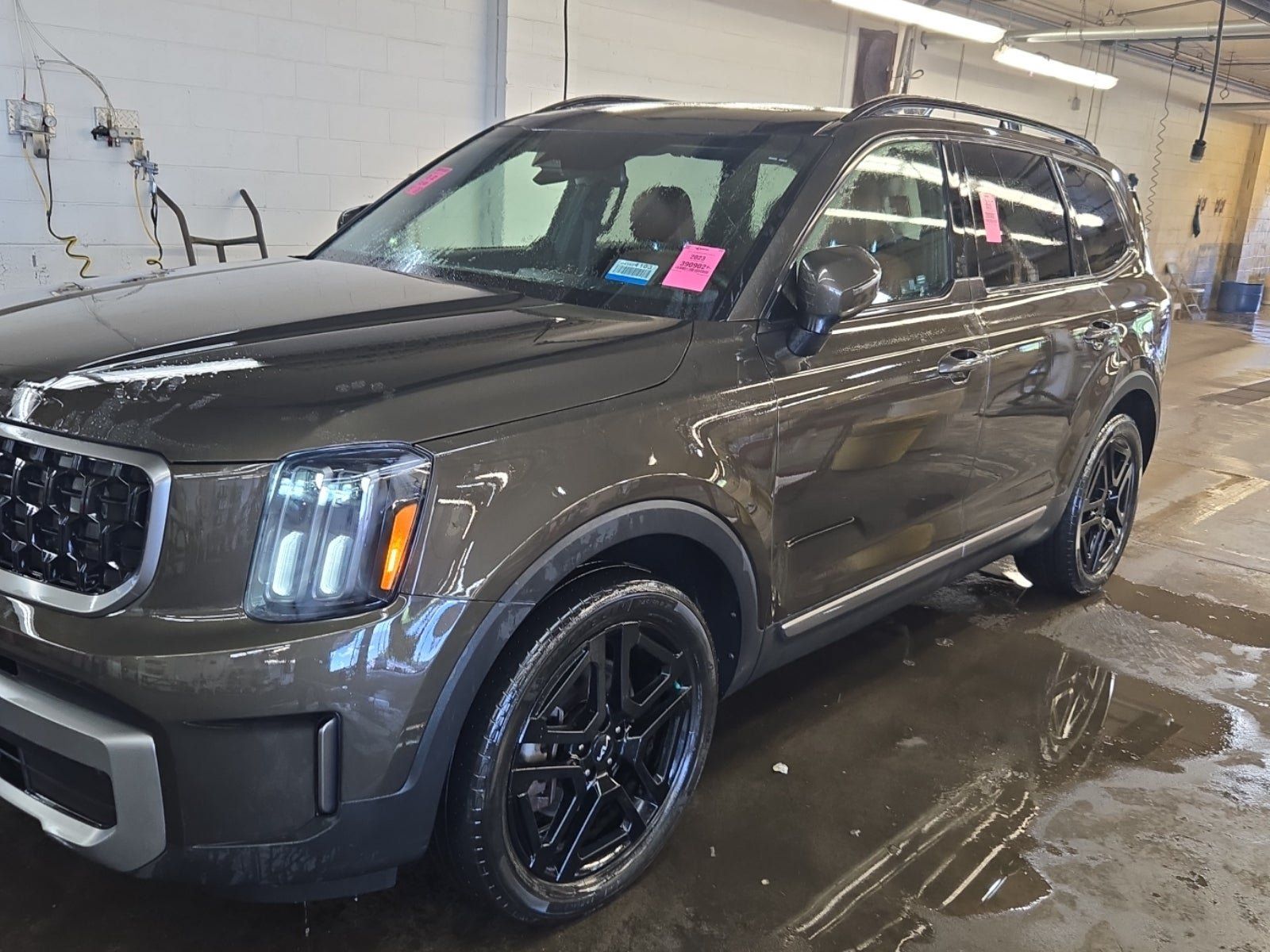 Used 2023 Kia Telluride EX X-Line AWD/4WD image 6
