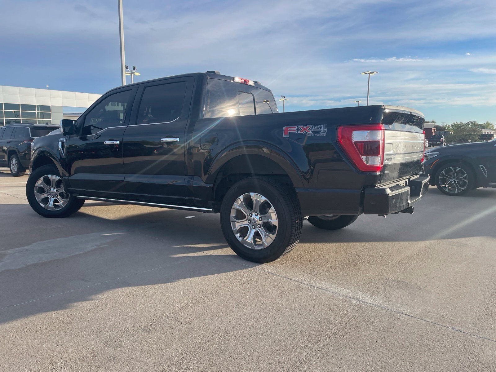 Used 2022 Ford F150 Platinum w/ Equipment Group 701A High AWD/4WD image 4