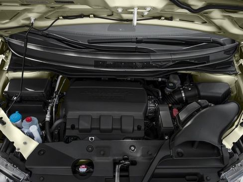 Used 2016 Honda Odyssey Touring Elite image 12