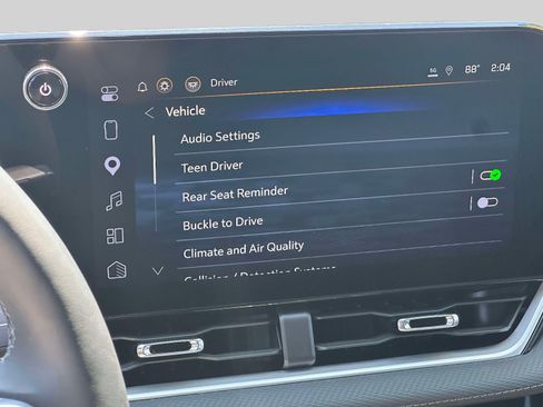 Certified 2025 Chevrolet Equinox LT w/ Safety and Technology Package AWD/4WD image 27