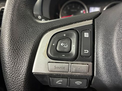 Used 2018 Subaru Forester 2.5i Premium w/ All-Weather Package image 11