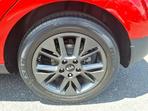 Used 2021 Kia Soul EX FWD image 18