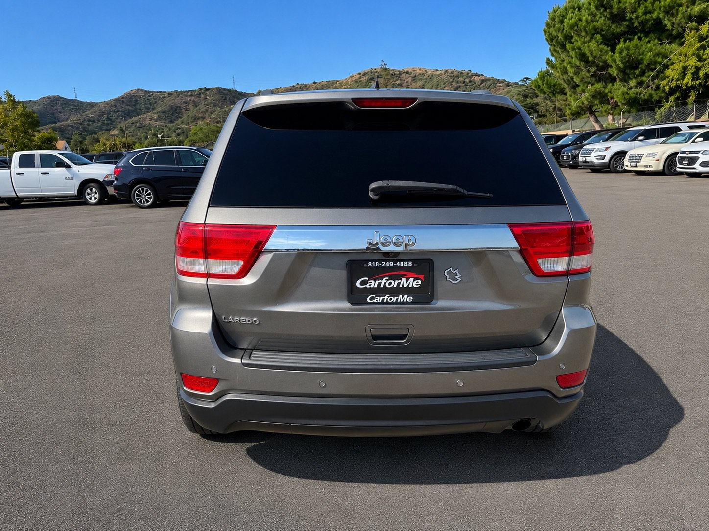 Used 2012 Jeep Grand Cherokee Laredo RWD image 5