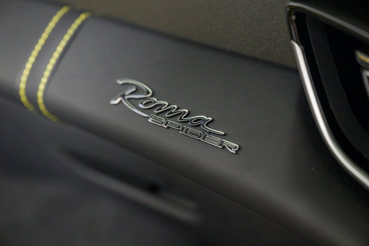 Used 2025 Ferrari Roma Spider RWD image 37
