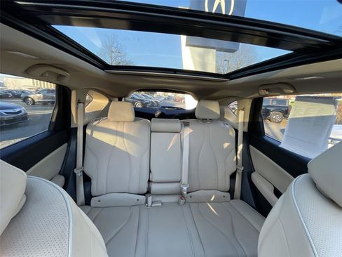 Used 2023 Acura RDX AWD w/ Advance Package image 29