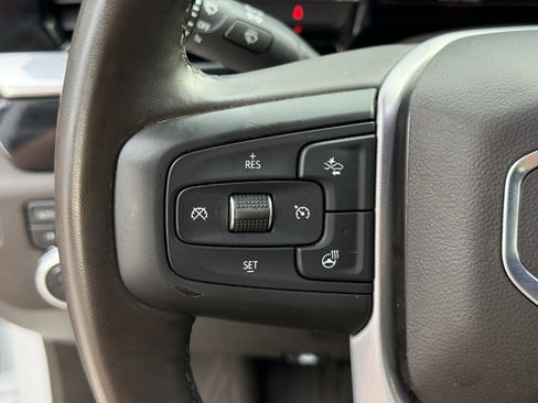 Used 2025 GMC Sierra 2500 SLT AWD/4WD image 15