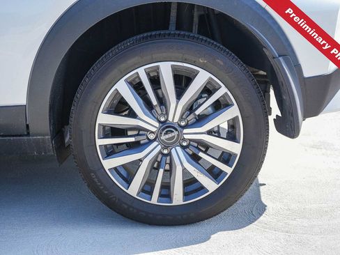 Used 2024 Nissan Kicks SV FWD image 11