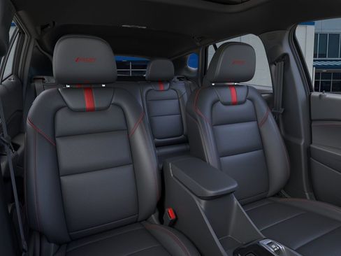 New 2026 Chevrolet Trax RS w/ Sunroof Package FWD image 16
