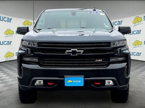 Used 2021 Chevrolet Silverado 1500 LT Trail Boss w/ Convenience Package II image 2