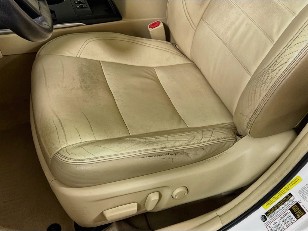 Used 2015 Toyota Camry XLE FWD image 23