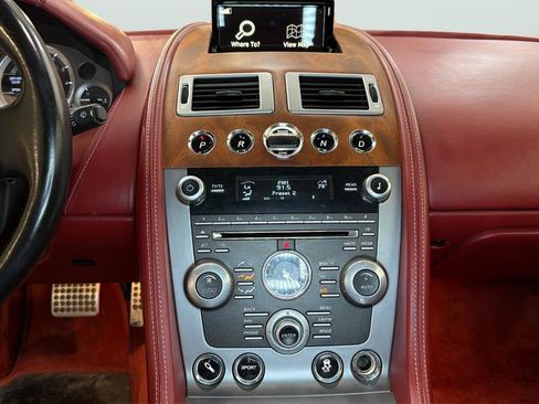 Used 2014 Aston Martin DB9 Volante RWD image 15