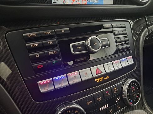 Used 2016 Mercedes-Benz SL 550 AMG Pkg image 34