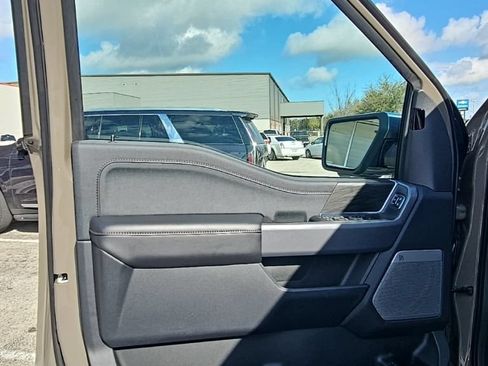 Used 2025 Ford F150 Lariat w/ Equipment Group 502A High AWD/4WD image 12