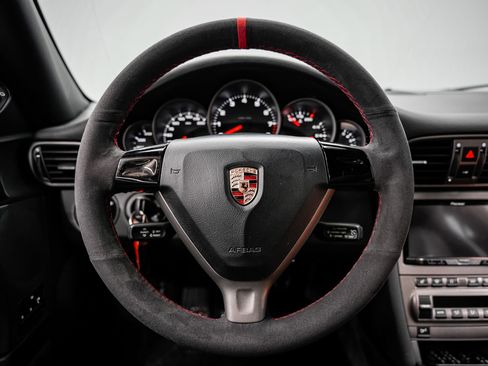 Used 2007 Porsche 911 Carrera RWD image 10