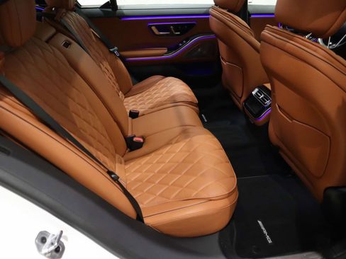 Used 2024 Mercedes-Benz S 580e 4MATIC Sedan image 13
