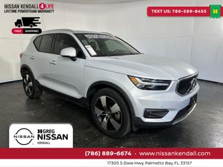 Used 2021 Volvo XC40 T4 Momentum w/ Protection Package Premier video 2