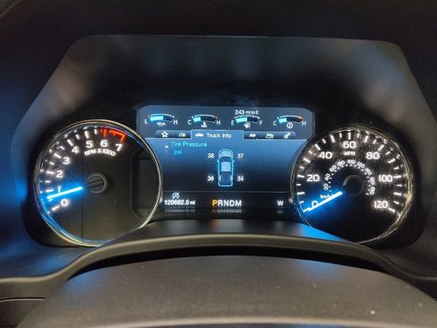 Used 2019 Ford F150 Lariat AWD/4WD image 23