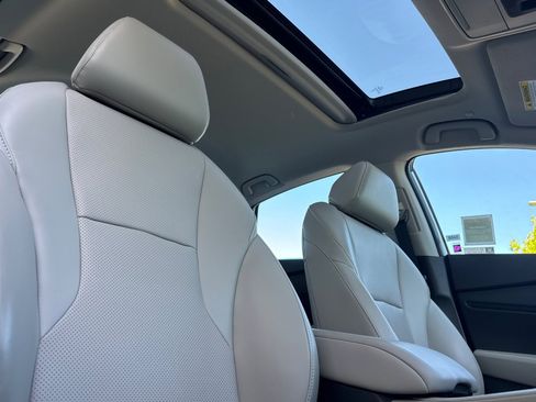 Used 2024 Honda Accord EX-L image 25