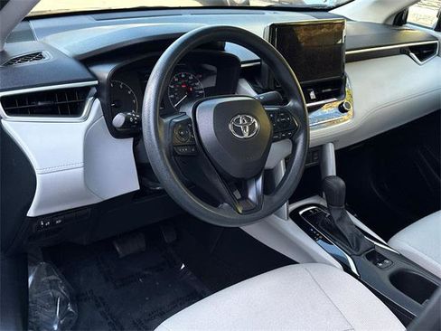 Certified 2024 Toyota Corolla Cross L image 16